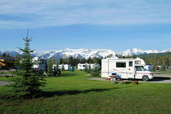 RV PARK & CAMPGROUD
